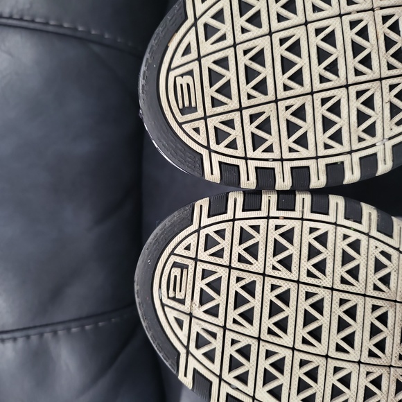 Nike Lebron VI Low "White Black" - Picture 11 of 15